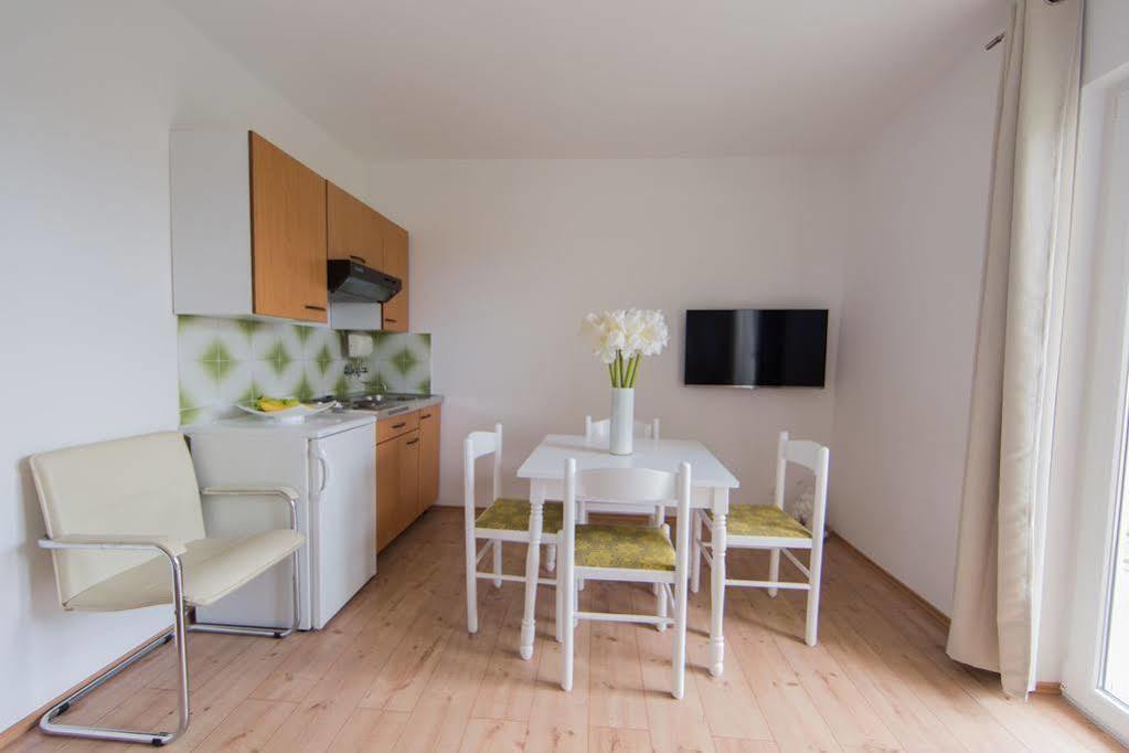 Apartment Udovicic Vodice Zewnętrze zdjęcie